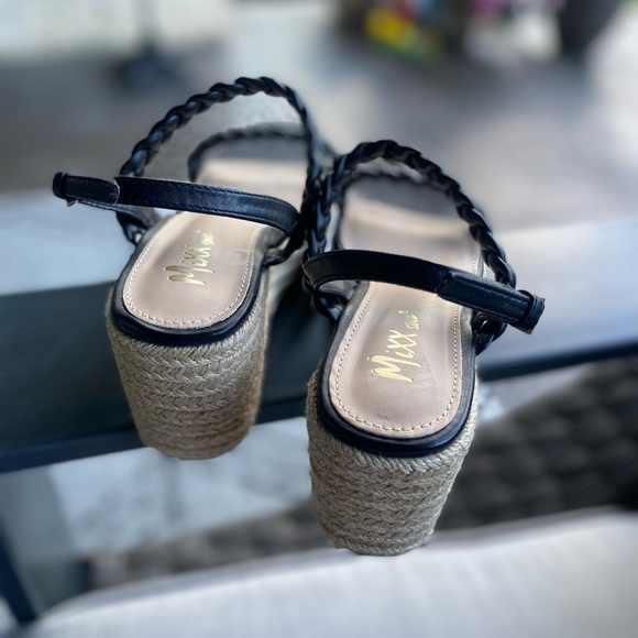 Mixx Shuz Espadrille Sandals (9) - Picture 7 of 8